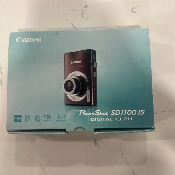 Canon PowerShot SD1100 IS Compact Digital Camera - Maroon Red - Picture 8 of 11